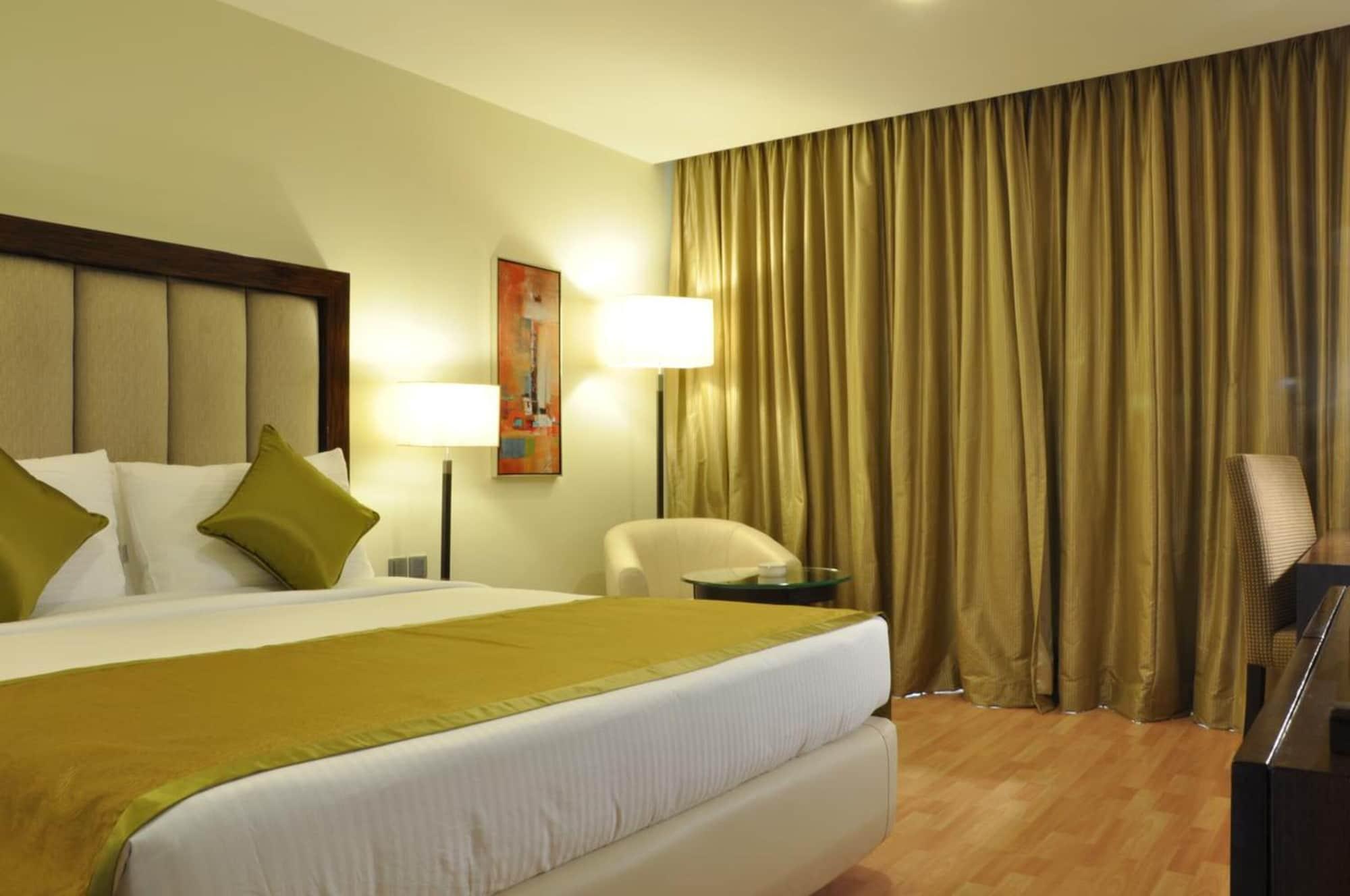 Adarsh Hamilton होटल Bangalore